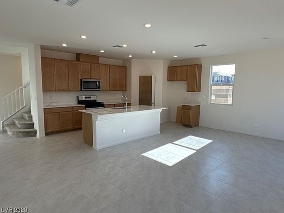 2nd image of 10287 Desert Barrel Ct