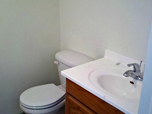 2nd Bathroom