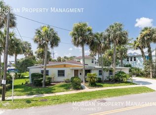 305 Hopkins St, Neptune Beach, FL 32266