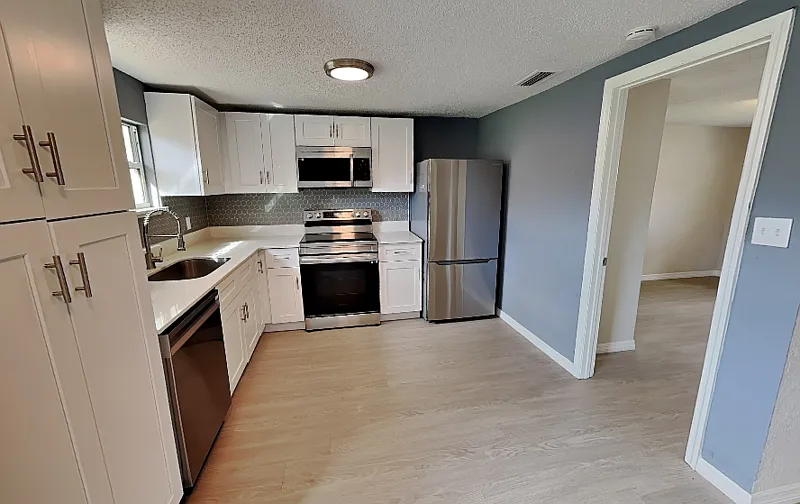 2 bed, 1.0 bath, 816 sqft, $1,495 — Photo 4
