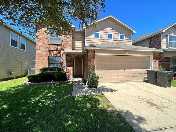 2nd image of 24406 Lakecrest Village Dr