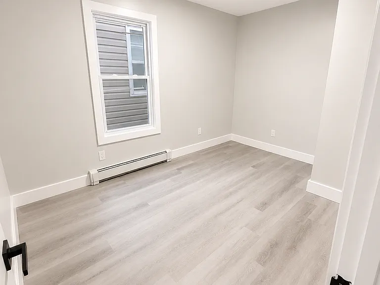 110 Milford Ave #1C — Photo 7