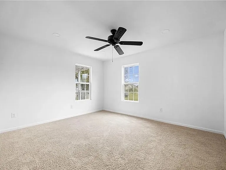 1105 Esperanza St #A — Photo 9