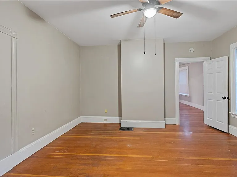41 Gamage Ave #2 — Photo 23