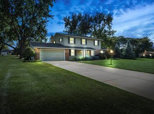 13836 Hill St, Mishawaka, IN 46544