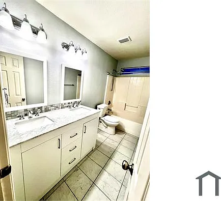 3 bed, 2700 sqft, $2,845 — Photo 3