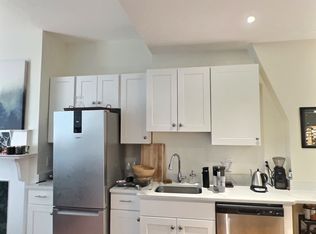 23 Garrison Rd #10789149, Brookline, MA 02445