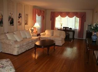 7 Timber Rd, East Brunswick, NJ 08816