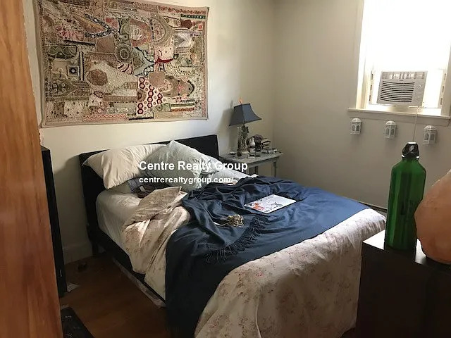 319 Tappan St #3 — Photo 6