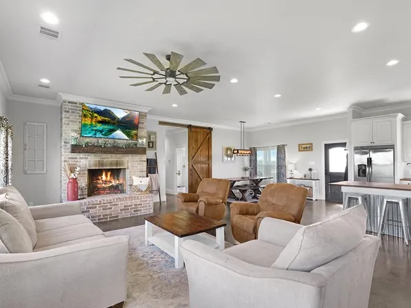 13030 Jackson Rd, Krum, TX 76249