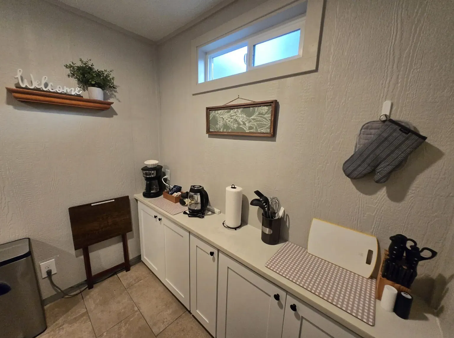 Studio, 300 sqft, $995 — Photo 2