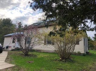 5487 Sacandaga Rd, Galway, NY 12074