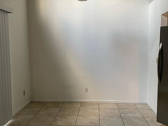 5th image of 1566 39th Ave