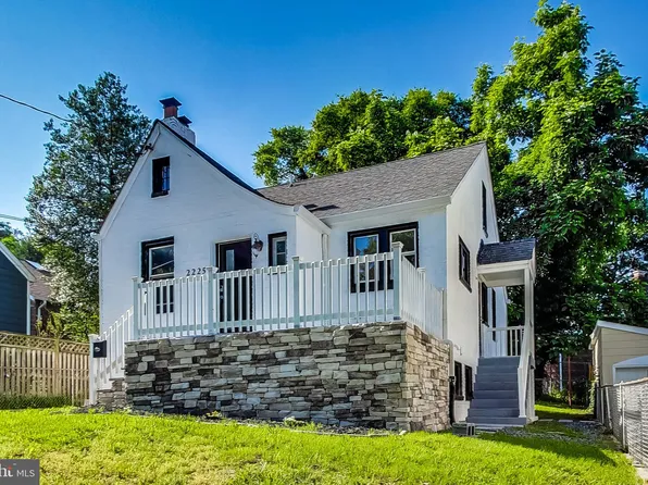 2225 Shepherd St NE, Washington, DC 20018