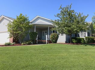 3195 N Magnolia Ln, Wadsworth, IL 60083