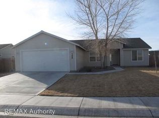 145 Prairie Ln, Fernley, NV 89408