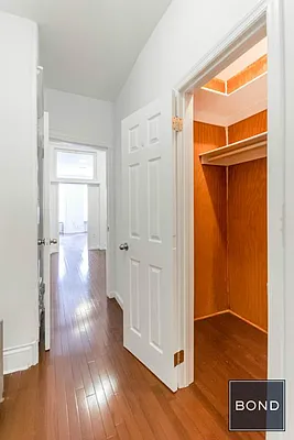 Rented by Bond New York | media 27