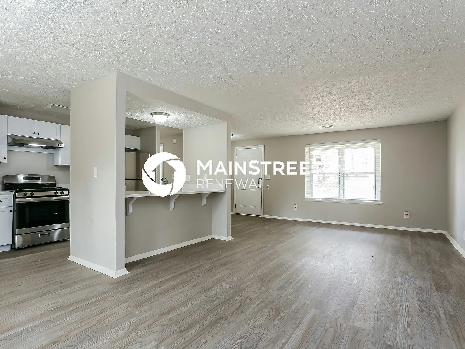 2153 Scarbrough Rd — Photo 2