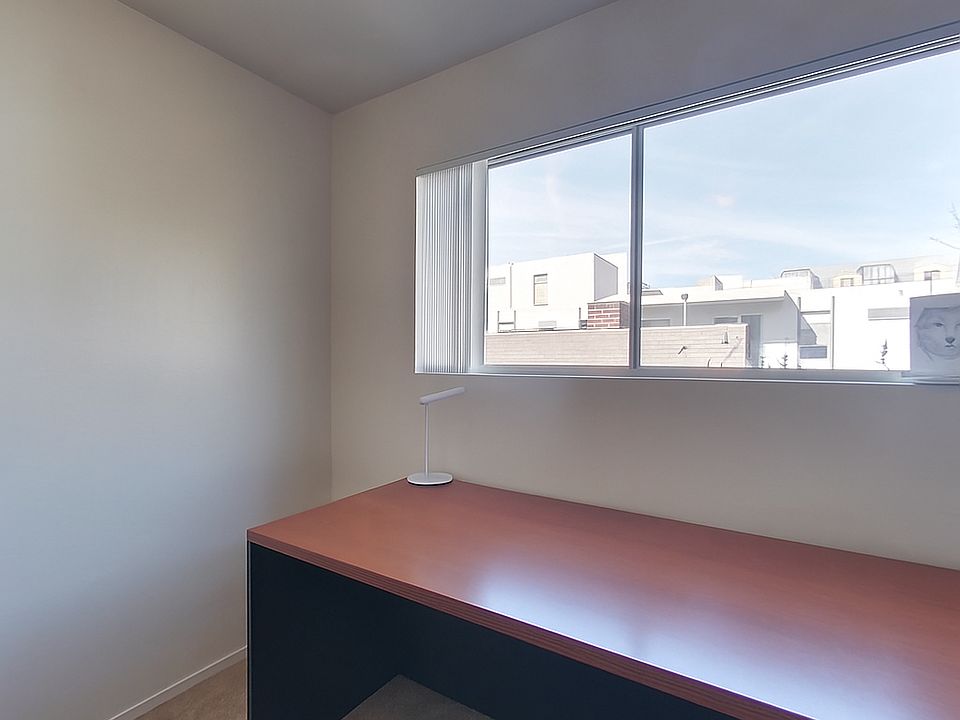 1st image of 2525 Benvenue Ave #13