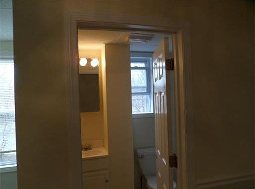5th image of 227 Standish Ave APT 4