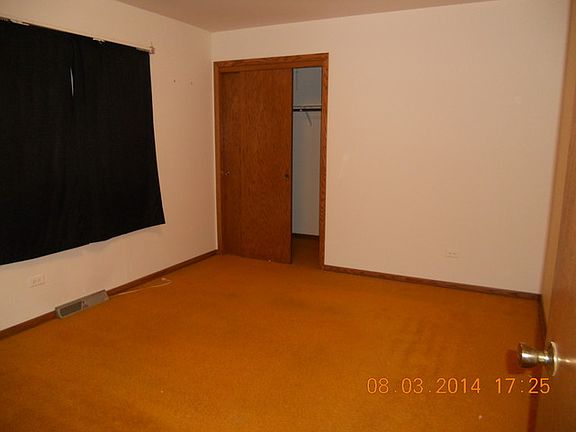 5th image of 621 S Marquette Ave