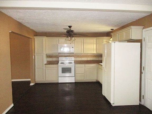 4th image of 5801 NW Dearborn Ave