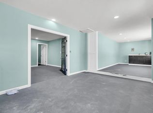 1921 Ferguson Rd, Charleston, SC 29412