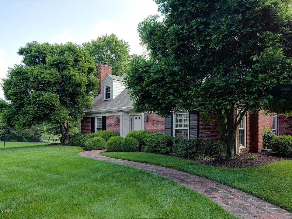 01 5825 Brittany Woods Circle ; Gulick