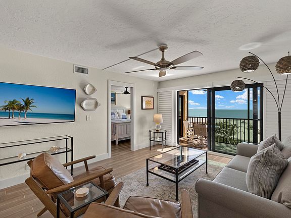 4th image of 2230 Camino Del Mar Dr #4C2