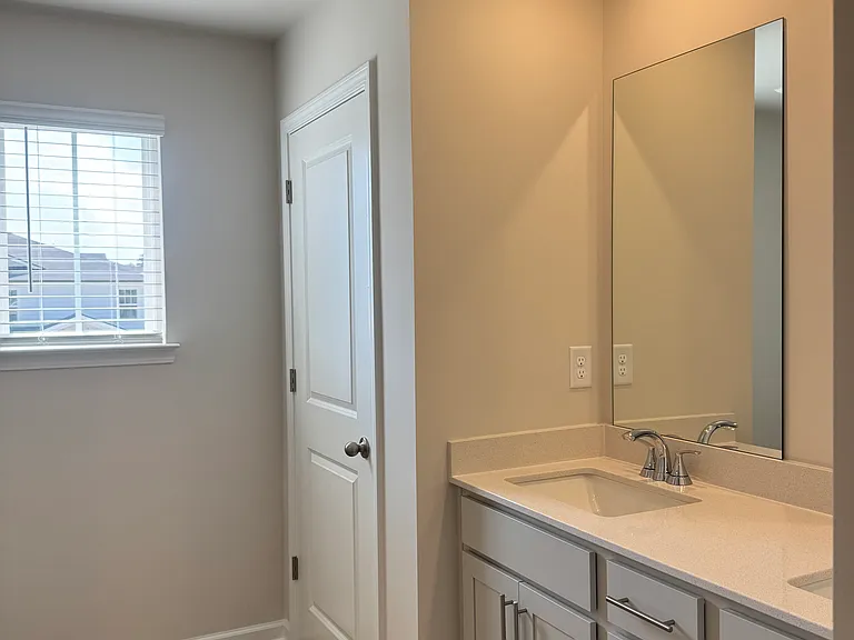 501 Tallulah Ln — Photo 8