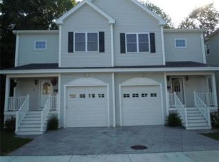 24 Lake St #2, Wakefield, MA 01880