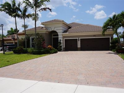 8781 Lakeview Dr, Parkland, FL, 33076