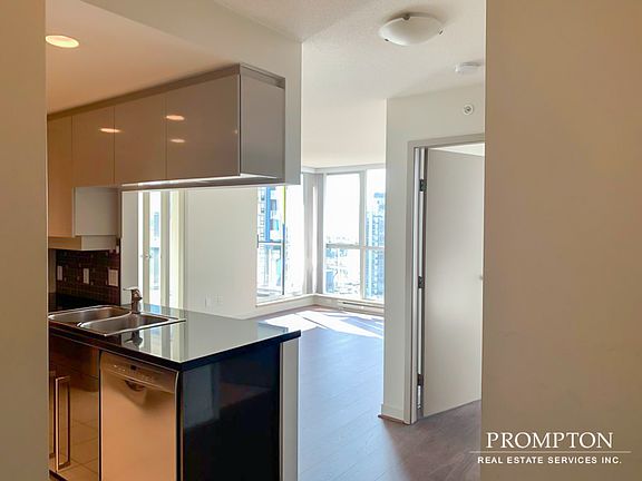 2nd image of 1408 Strathmore Mews #1603