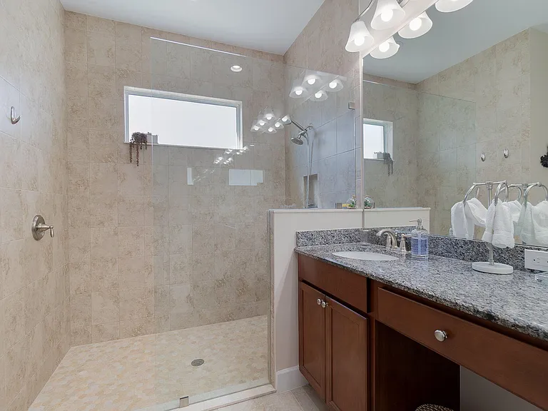 4644 Citron Way — Photo 22