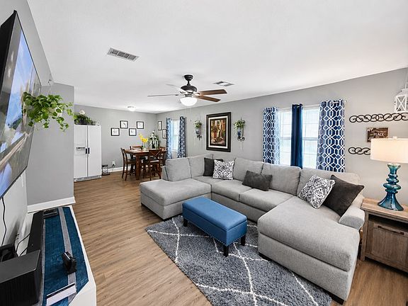 2nd image of 136 Seaborn Dr