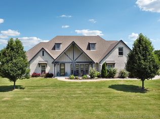5107 E Hickory Meadow Dr, Claremore, OK 74019