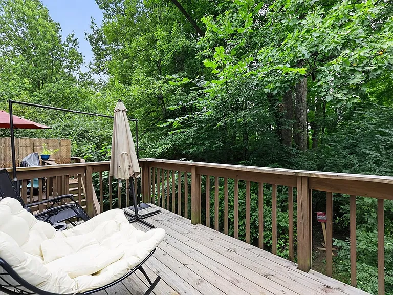 10946 Rampart Way — Photo 31
