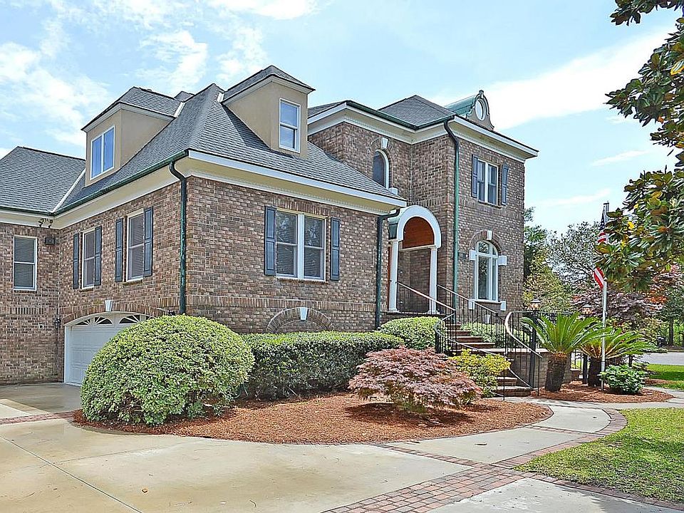 1st image of 696 Hobcaw Bluff Dr