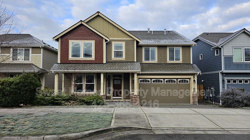 1st image of 4018 23rd St SE