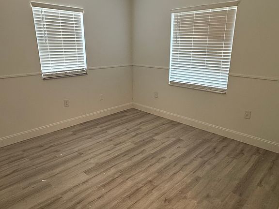 4th image of 1928 Myrtle Lake Ave #2