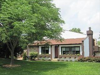 1st image of 245 Cascade Dr