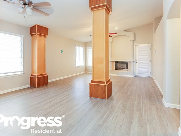2nd image of 1520 Blanco Dr