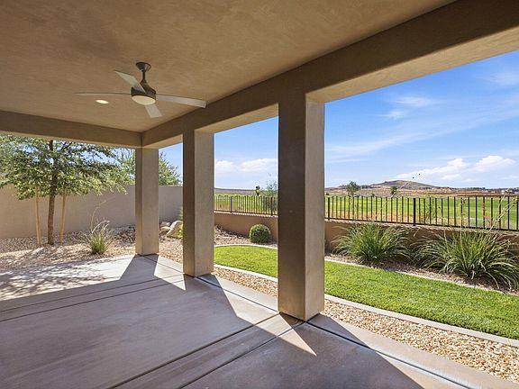 4th image of 1317 W Shinnecock Cir