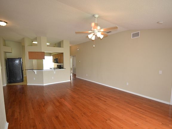 3rd image of 12002 Butler Woods Cir
