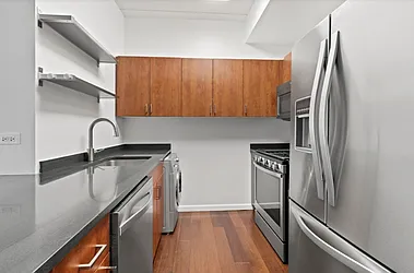 Rented by R New York