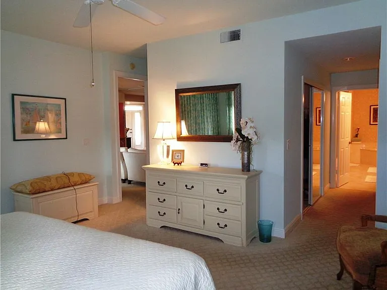 610 Laguna Royale Blvd #1002 — Photo 31