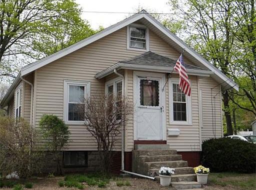 2nd image of 5 Irving Rd