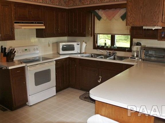 4th image of 158 Knollcrest Cir