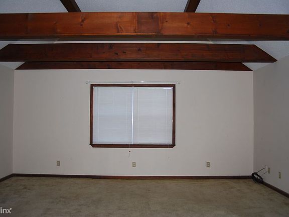 3rd image of 908 Catalpa Ct