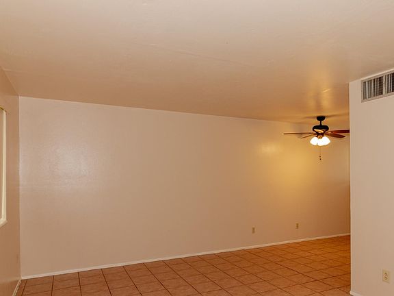 3rd image of 1652 N Winstel Blvd